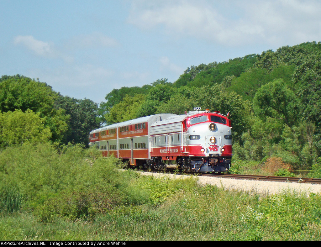 WSOR 101 approaching Blynn Road just east of town